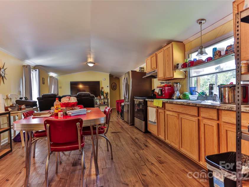 500 White Jenkins Road, Bessemer City, NC 28016.  MLS# CAR4294740, YatesRealty ID 33361. 