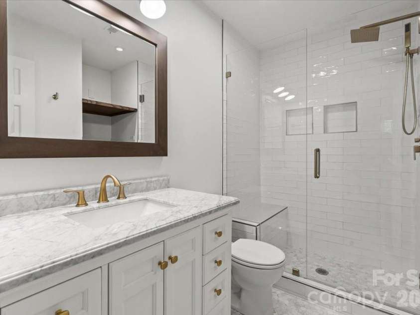 6740 Constitution Lane, Charlotte, NC 28210.  MLS# CAR4390760, YatesRealty ID 33361. 