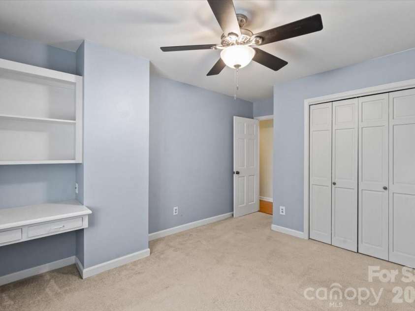 6740 Constitution Lane, Charlotte, NC 28210.  MLS# CAR4390760, YatesRealty ID 33361. 