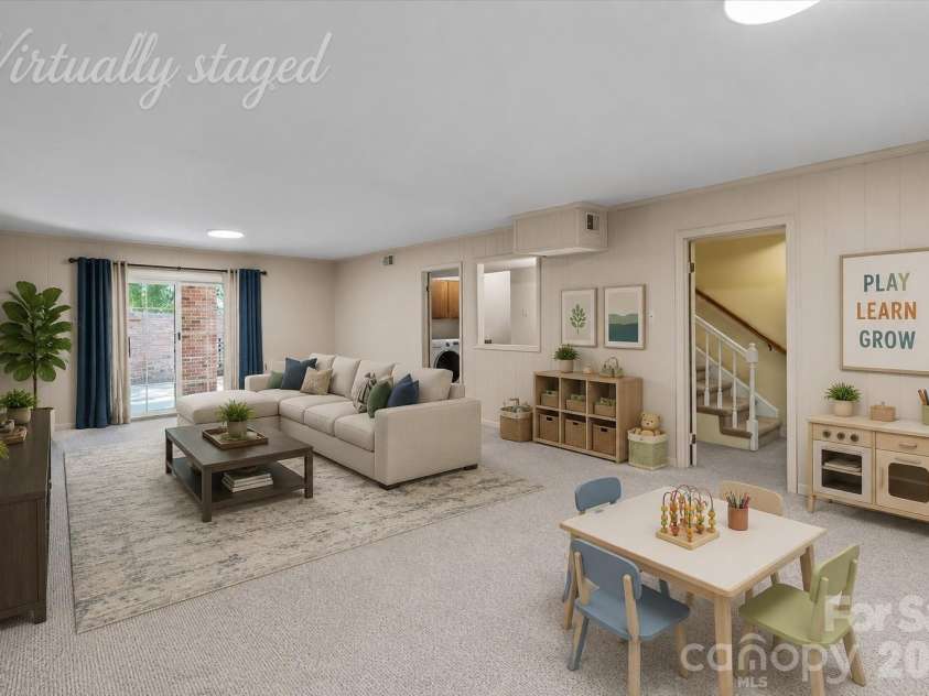 6740 Constitution Lane, Charlotte, NC 28210.  MLS# CAR4390760, YatesRealty ID 33361. 