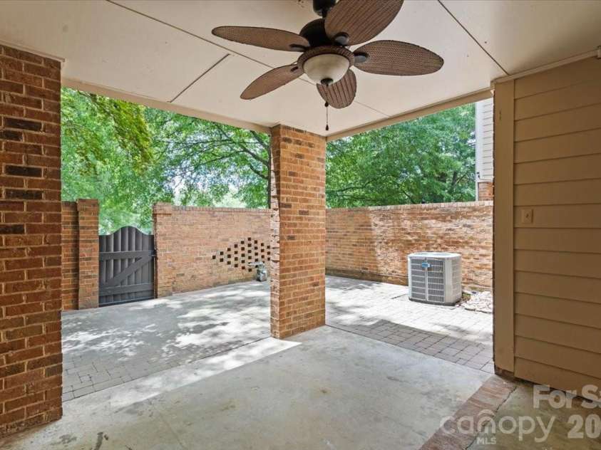 6740 Constitution Lane, Charlotte, NC 28210.  MLS# CAR4390760, YatesRealty ID 33361. 
