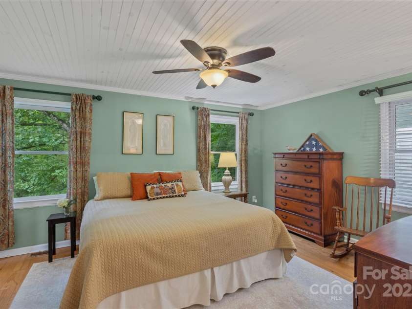 3175 Clear Creek Road, Highlands, NC 28741.  MLS# CAR4291858, YatesRealty ID 33362. 
