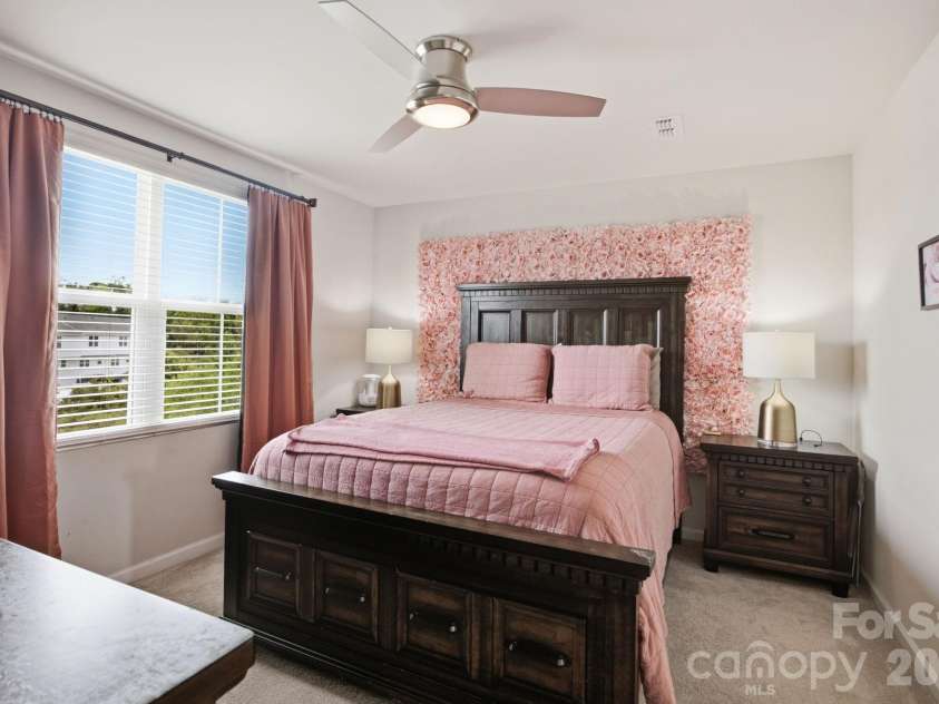 6121 Cutwater Circle, Charlotte, NC 28269.  MLS# CAR4396592, YatesRealty ID 33362. Primary Bedroom