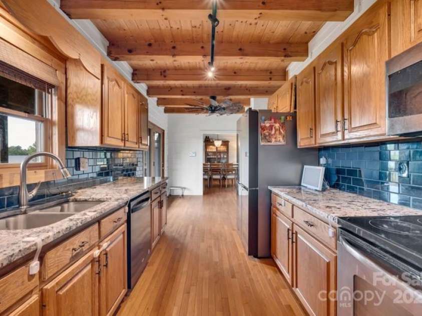 112 Gene Mcgaha Lane, Mooresboro, NC 28114.  MLS# CAR4276024, YatesRealty ID 33363. Kitchen