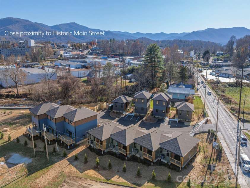 41 Leap Frog Park, Waynesville, NC 28786.  MLS# CAR4207003, YatesRealty ID 33363. 