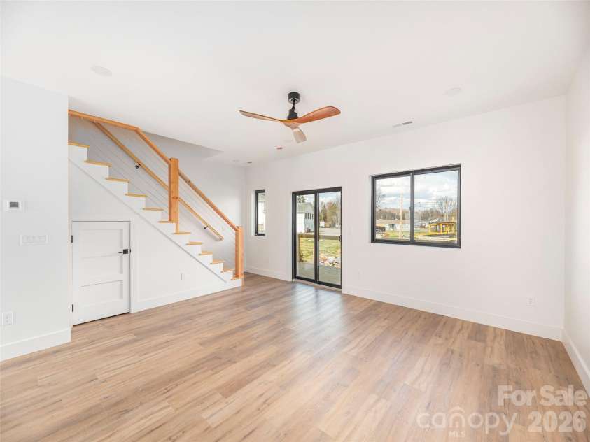 41 Leap Frog Park, Waynesville, NC 28786.  MLS# CAR4207003, YatesRealty ID 33363. 