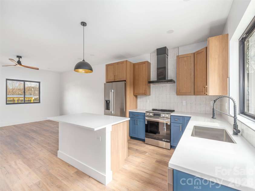 41 Leap Frog Park, Waynesville, NC 28786.  MLS# CAR4207003, YatesRealty ID 33363. 