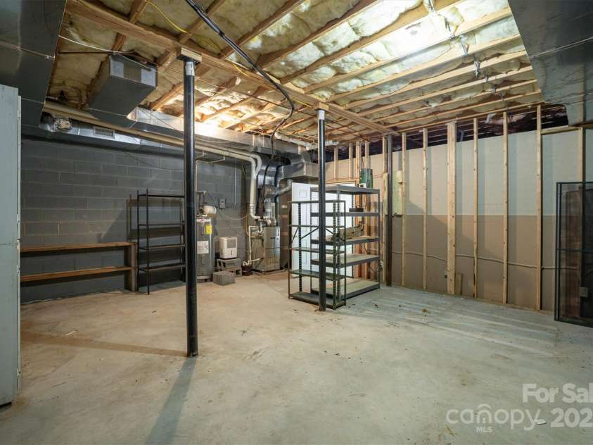 1044 Belvidere Lane, Morganton, NC 28655.  MLS# CAR4290111, YatesRealty ID 33364. 