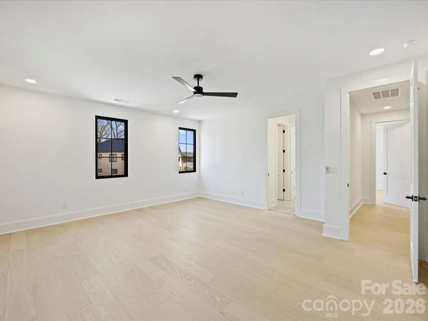 923 Laurel Creek Lane, Charlotte, NC 28211.  MLS# CAR4329053, YatesRealty ID 33365. Bedroom #3