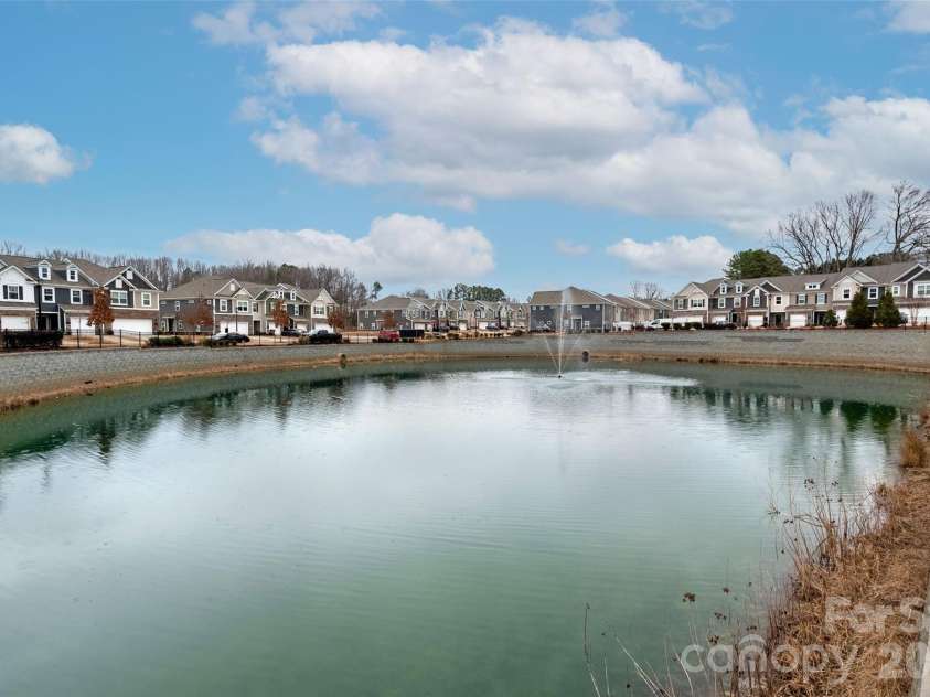 215 Harpers Run Lane, Matthews, NC 28104.  MLS# CAR4336514, YatesRealty ID 33366. 