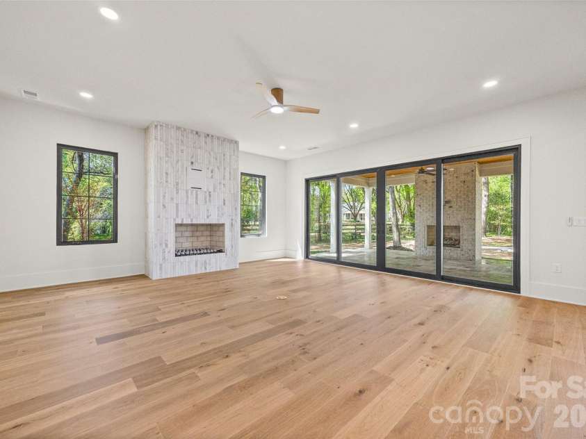 7105 Essington Drive, Charlotte, NC 28270.  MLS# CAR4356237, YatesRealty ID 33367. 