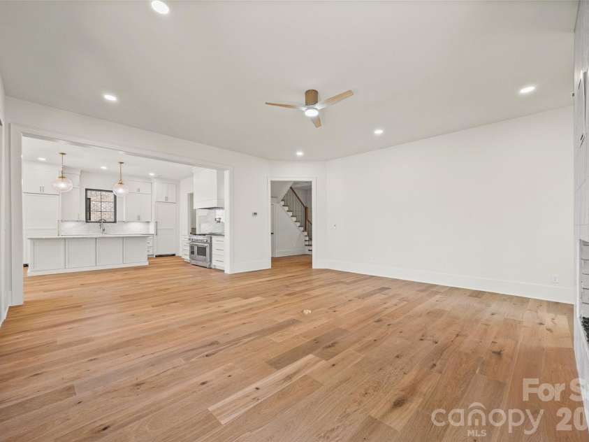 7105 Essington Drive, Charlotte, NC 28270.  MLS# CAR4356237, YatesRealty ID 33367. 