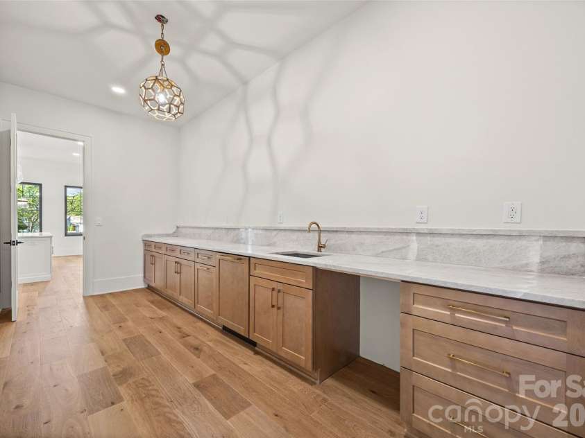7105 Essington Drive, Charlotte, NC 28270.  MLS# CAR4356237, YatesRealty ID 33367. 