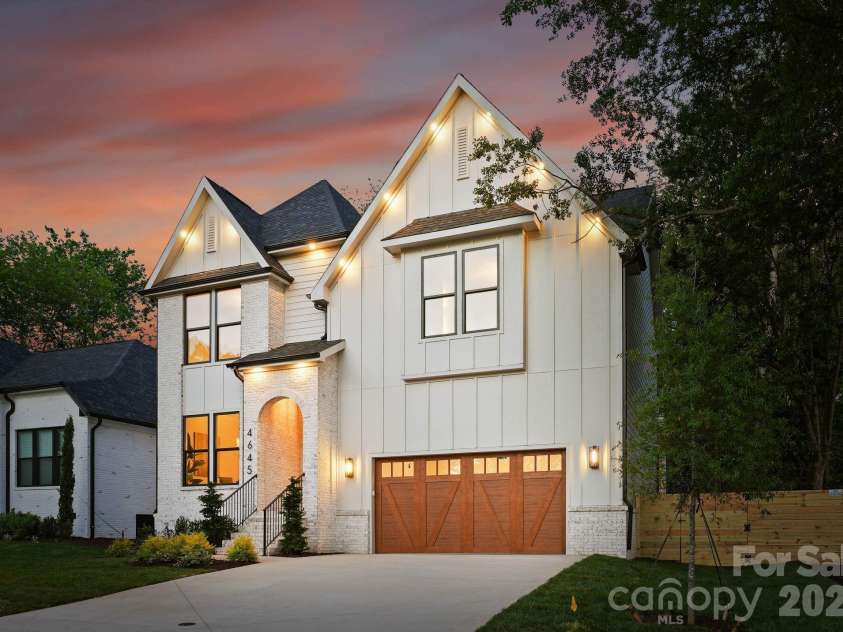 4645 Connecting Road, Charlotte, NC 28209.  MLS# CAR4371375, YatesRealty ID 33368. 