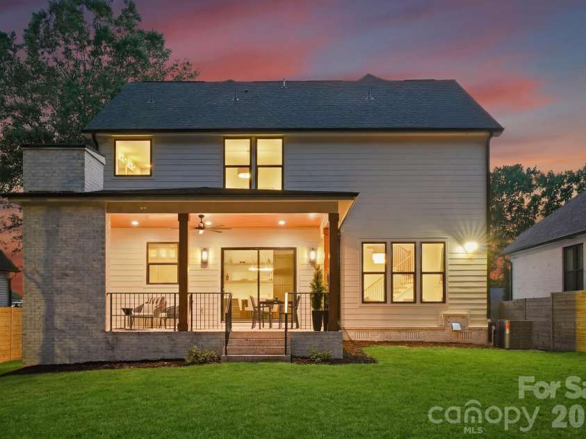 4645 Connecting Road, Charlotte, NC 28209.  MLS# CAR4371375, YatesRealty ID 33368. 
