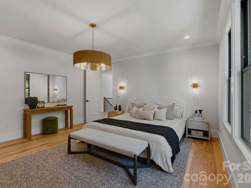 4645 Connecting Road, Charlotte, NC 28209.  MLS# CAR4371375, YatesRealty ID 33368. 
