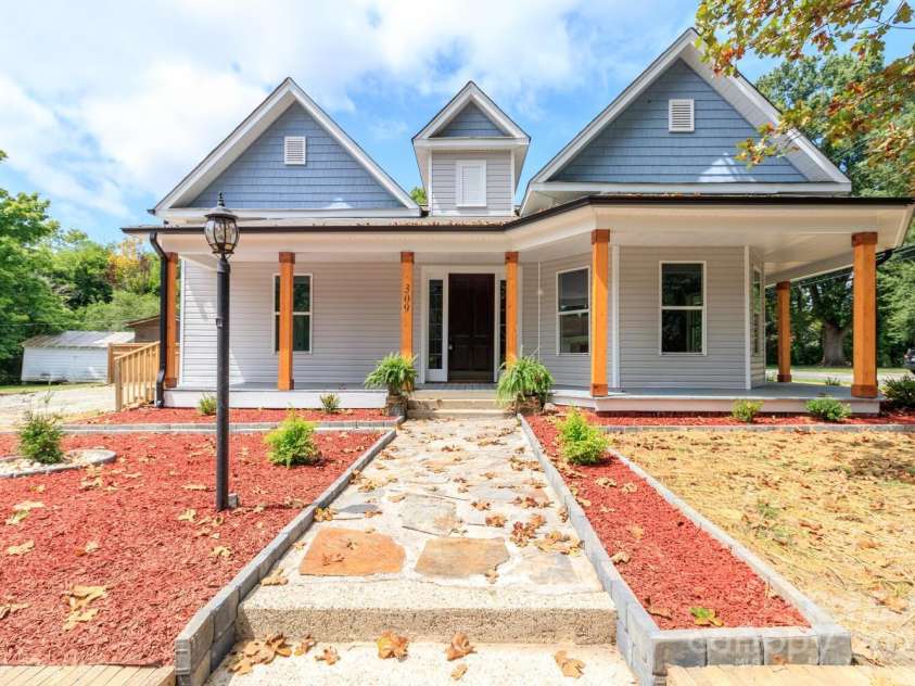 309 Ross Street, Marshville, NC 28103.  MLS# CAR4285303, YatesRealty ID 33369. Front