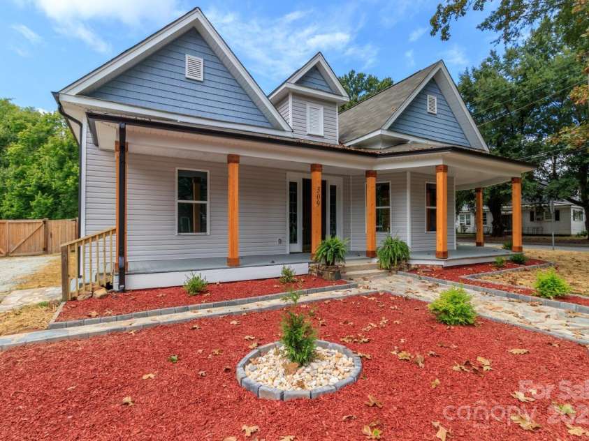 309 Ross Street, Marshville, NC 28103.  MLS# CAR4285303, YatesRealty ID 33369. Front