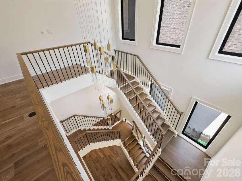 927 Laurel Creek Lane, Charlotte, NC 28211.  MLS# CAR4370623, YatesRealty ID 33369. 