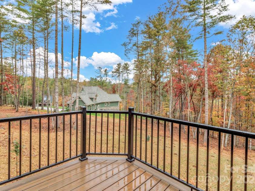 844 Settlers Trail, Mars Hill, NC 28754.  MLS# CAR4253939, YatesRealty ID 3337. 