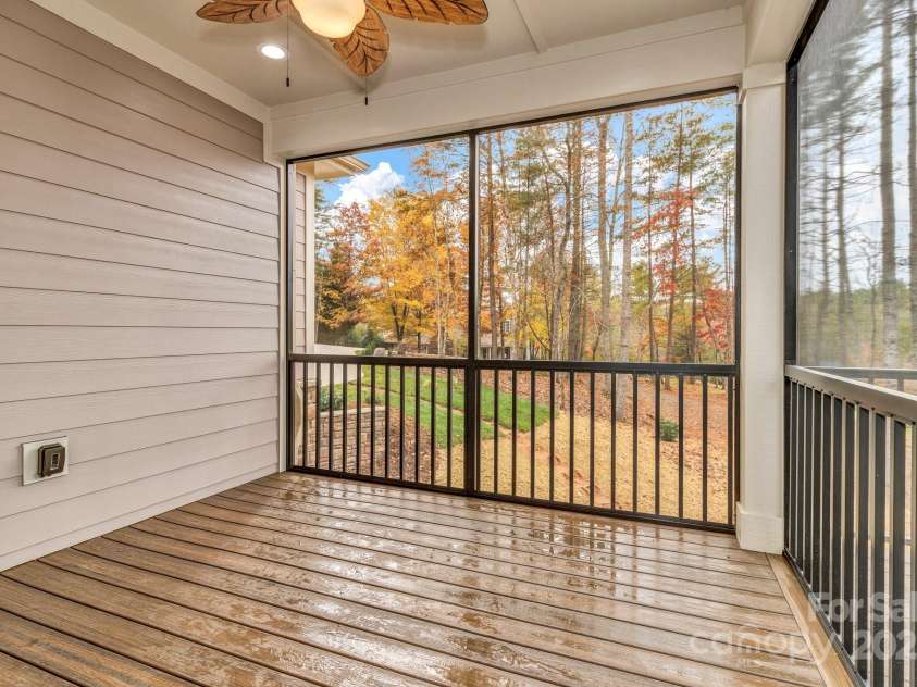 844 Settlers Trail, Mars Hill, NC 28754.  MLS# CAR4253939, YatesRealty ID 3337. 