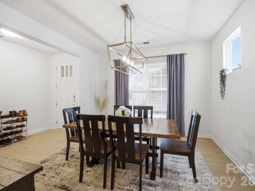 115 Summerhill Drive, Mooresville, NC 28115.  MLS# CAR4382951, YatesRealty ID 33372. 