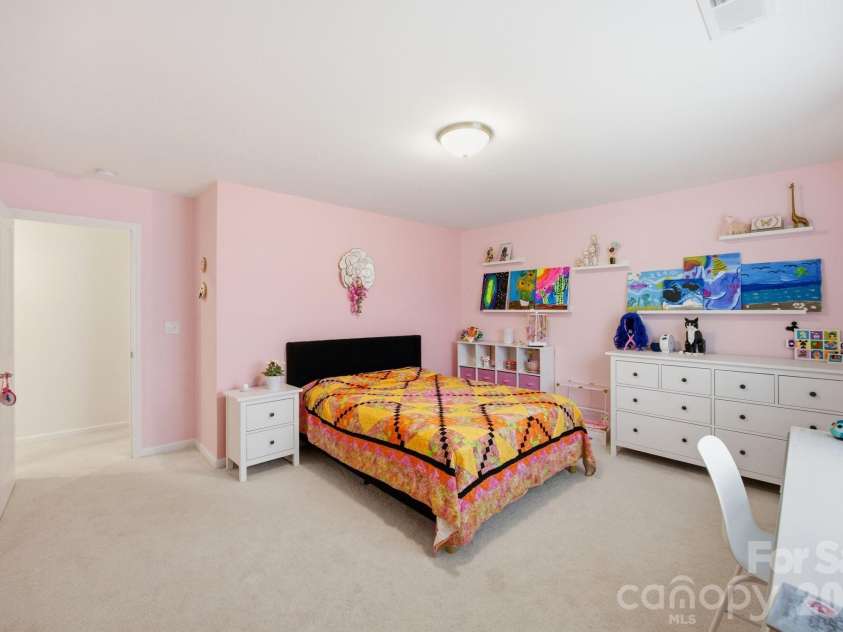 115 Summerhill Drive, Mooresville, NC 28115.  MLS# CAR4382951, YatesRealty ID 33372. 