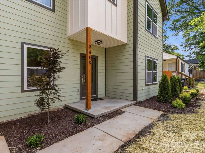 3409 Rogers Street, Charlotte, NC 28208.  MLS# CAR4384985, YatesRealty ID 33373. 