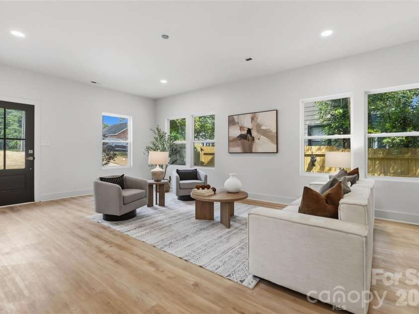 3409 Rogers Street, Charlotte, NC 28208.  MLS# CAR4384985, YatesRealty ID 33373. 
