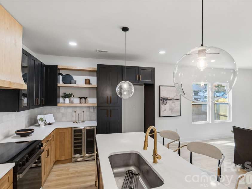 3409 Rogers Street, Charlotte, NC 28208.  MLS# CAR4384985, YatesRealty ID 33373. 