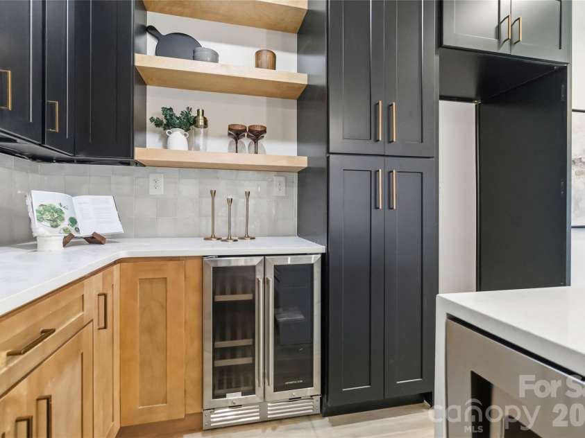 3409 Rogers Street, Charlotte, NC 28208.  MLS# CAR4384985, YatesRealty ID 33373. 