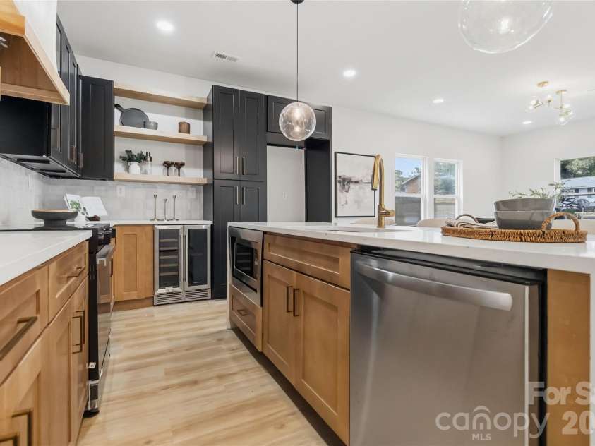 3409 Rogers Street, Charlotte, NC 28208.  MLS# CAR4384985, YatesRealty ID 33373. 