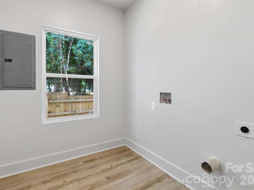 3409 Rogers Street, Charlotte, NC 28208.  MLS# CAR4384985, YatesRealty ID 33373. 