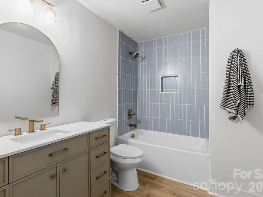 3409 Rogers Street, Charlotte, NC 28208.  MLS# CAR4384985, YatesRealty ID 33373. 