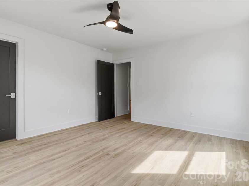 3409 Rogers Street, Charlotte, NC 28208.  MLS# CAR4384985, YatesRealty ID 33373. 