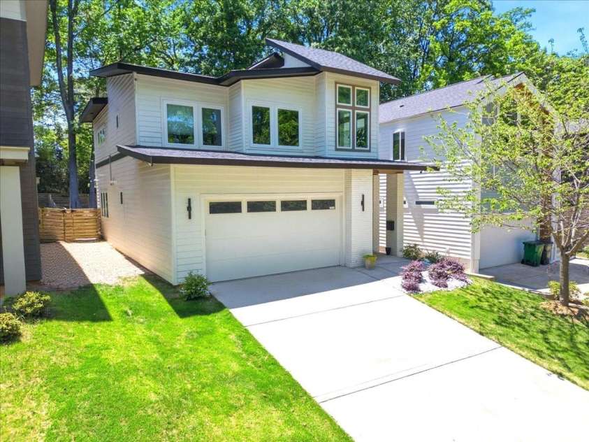 3116 Creighton Drive, Charlotte, NC 28205.  MLS# CAR4382837, YatesRealty ID 33374. 