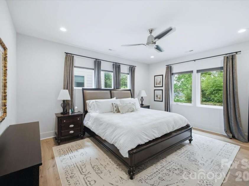 3116 Creighton Drive, Charlotte, NC 28205.  MLS# CAR4382837, YatesRealty ID 33374. 