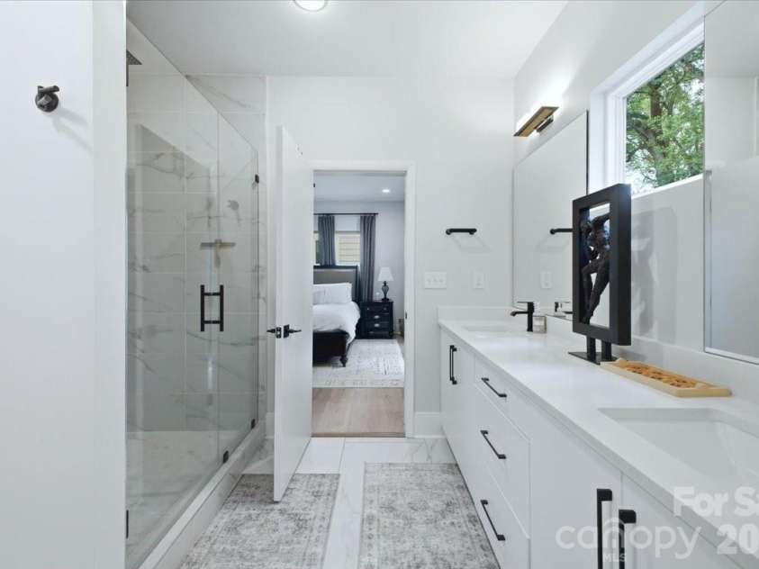 3116 Creighton Drive, Charlotte, NC 28205.  MLS# CAR4382837, YatesRealty ID 33374. 