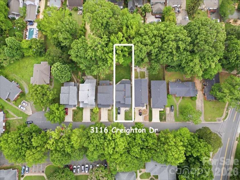 3116 Creighton Drive, Charlotte, NC 28205.  MLS# CAR4382837, YatesRealty ID 33374. 