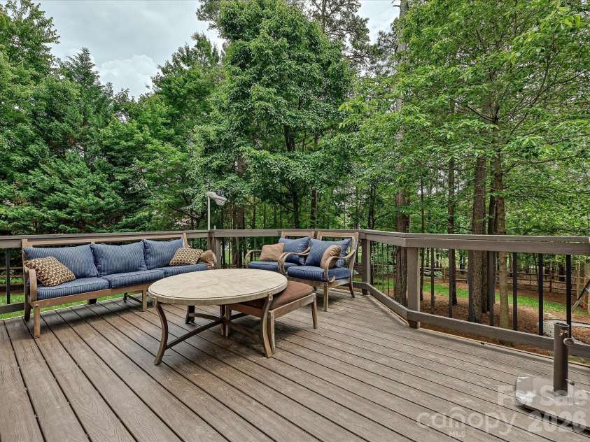 7513 Meadowgate Lane, Waxhaw, NC 28173.  MLS# CAR4386357, YatesRealty ID 33375. Deck
