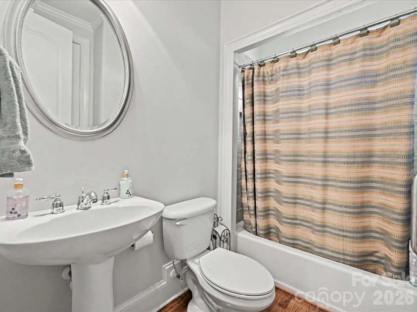7513 Meadowgate Lane, Waxhaw, NC 28173.  MLS# CAR4386357, YatesRealty ID 33375. Full Bath