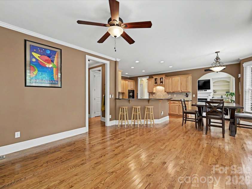 7513 Meadowgate Lane, Waxhaw, NC 28173.  MLS# CAR4386357, YatesRealty ID 33375. Keeping Rm