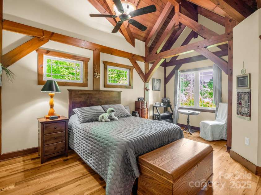 15 Sandy Branch, Black Mountain, NC 28711.  MLS# CAR4263340, YatesRealty ID 33376. 