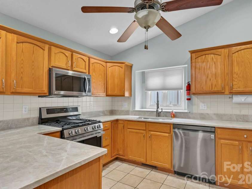 434 Kyfields None, Weaverville, NC 28787.  MLS# CAR4387456, YatesRealty ID 33376. 