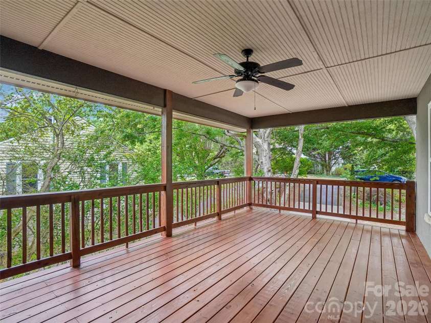 3 Delaware Avenue, Asheville, NC 28806.  MLS# CAR4388320, YatesRealty ID 33377. 