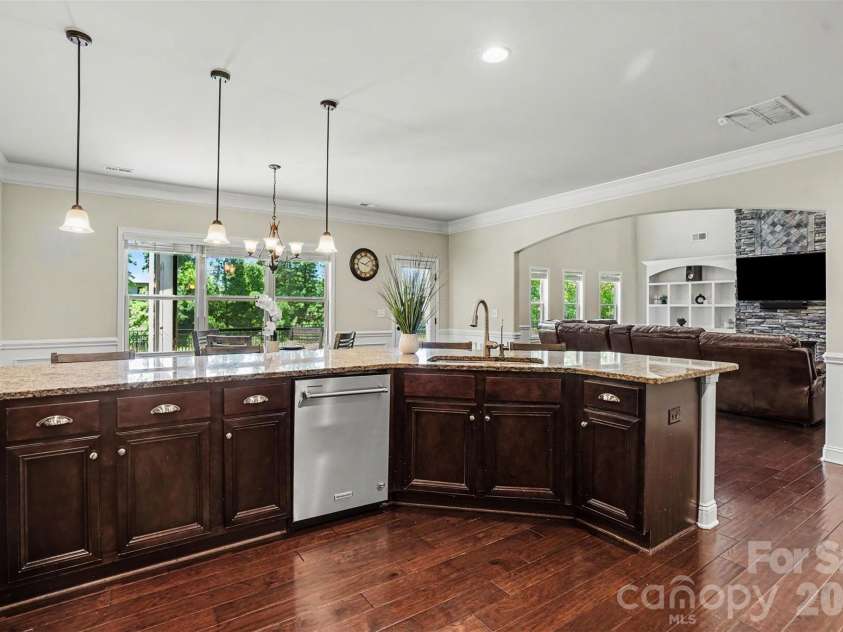 15301 Guthrie Drive, Huntersville, NC 28078.  MLS# CAR4388872, YatesRealty ID 33379. 