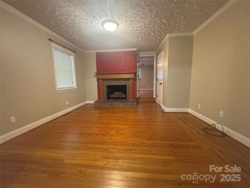 2028 Kings Road, Shelby, NC 28150.  MLS# CAR4294658, YatesRealty ID 33379. 