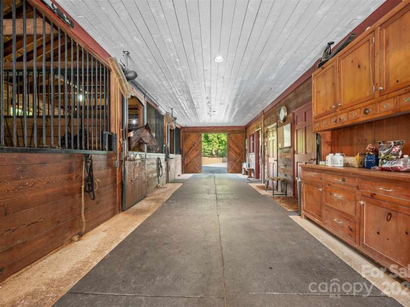 401 Hughes Creek Road, Columbus, NC 28722.  MLS# CAR4177973, YatesRealty ID 3338. 