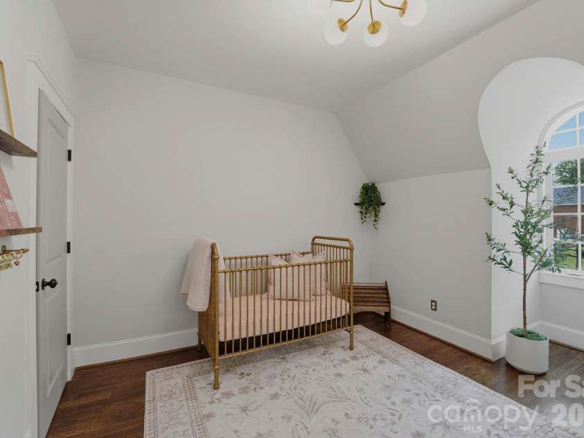 812 Ideal Way, Charlotte, NC 28203.  MLS# CAR4389056, YatesRealty ID 33380. Guest bedroom.