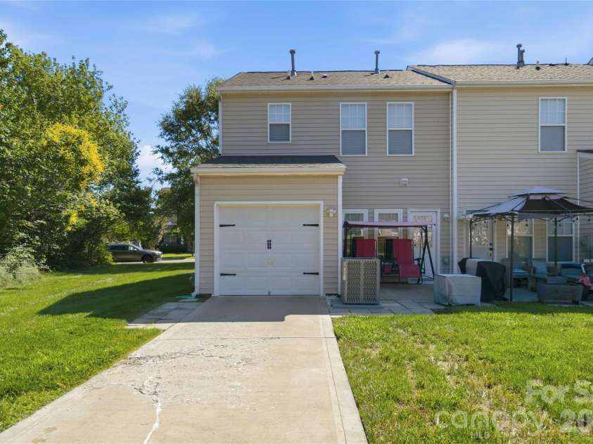 1029 Semmes Lane, Indian Trail, NC 28079.  MLS# CAR4390478, YatesRealty ID 33381. 